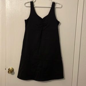 Kuhl athletic dress, size M, new with no tags